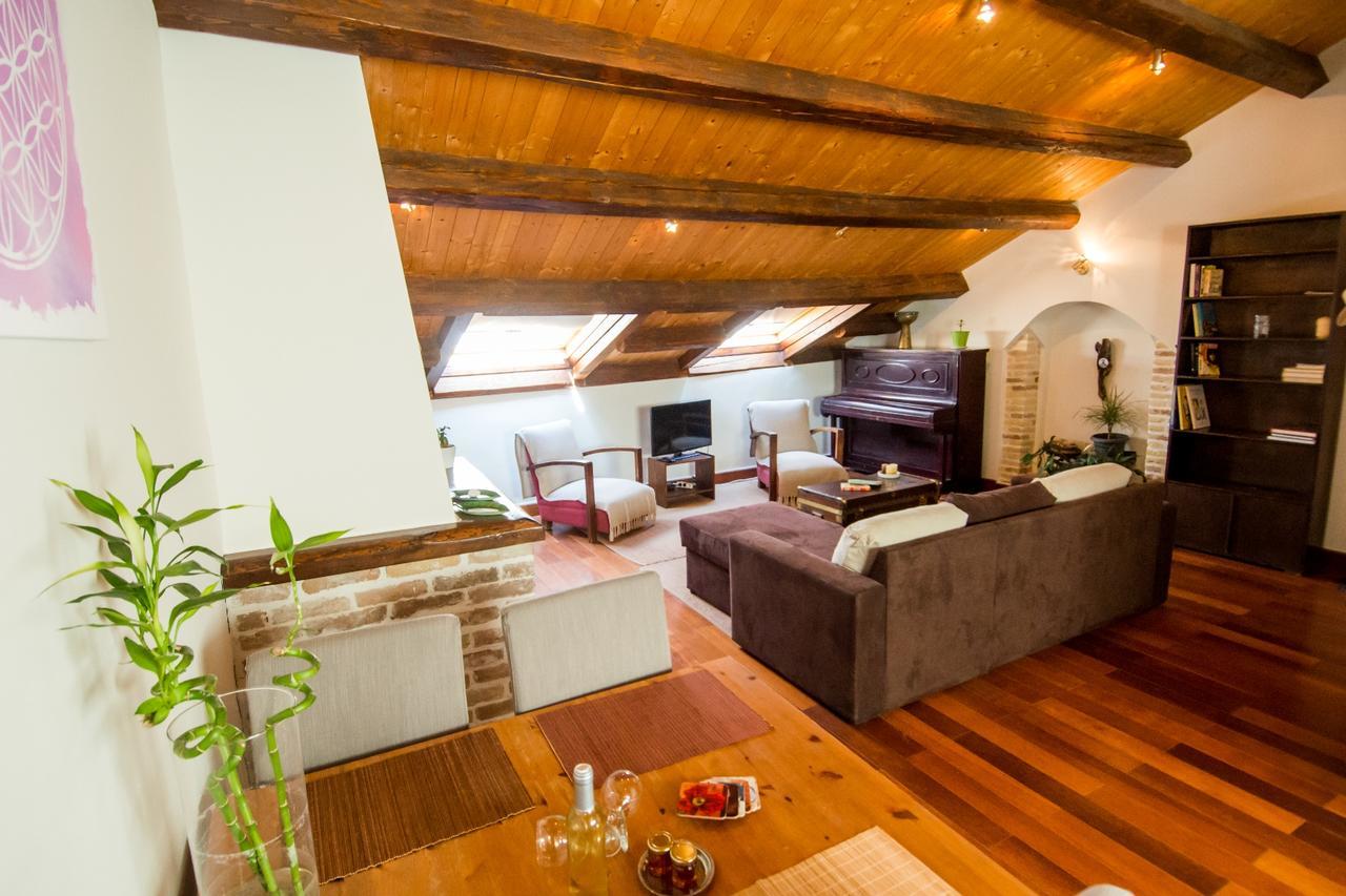 Attic Flat At San Giacomo Square-Corfu Town Apartment Ngoại thất bức ảnh